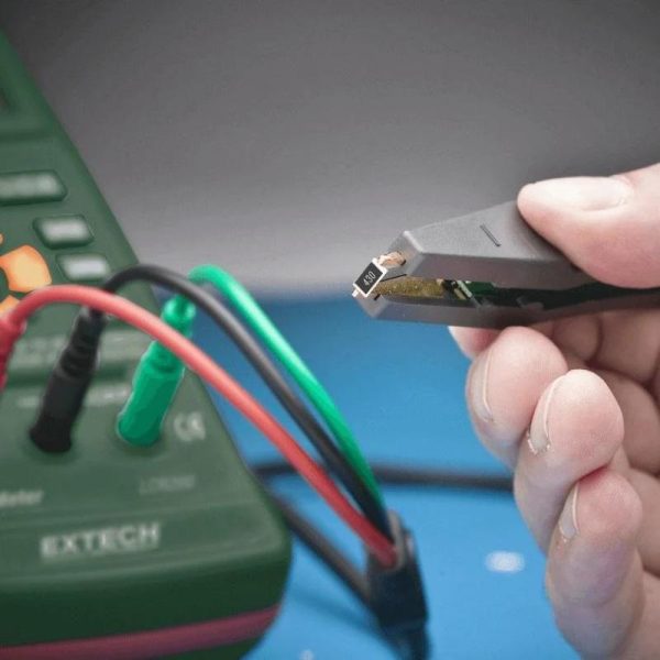 Extech - Passive Component LCR Meter - LCR200